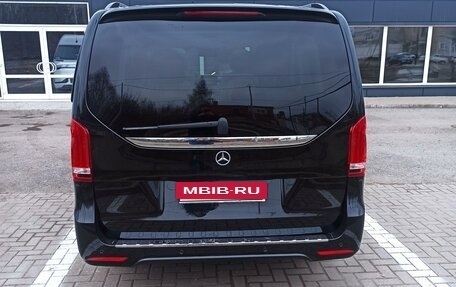 Mercedes-Benz V-Класс, 2019 год, 6 300 000 рублей, 32 фотография