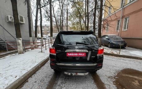 Toyota Highlander III, 2012 год, 1 950 000 рублей, 6 фотография