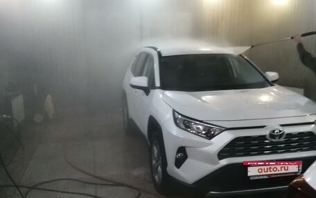 Toyota RAV4, 2019 год, 2 780 000 рублей, 4 фотография