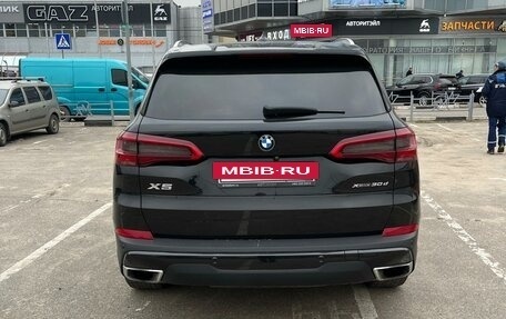 BMW X5, 2018 год, 5 750 000 рублей, 5 фотография