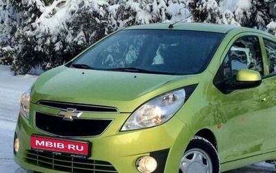 Chevrolet Spark III, 2013 год, 800 000 рублей, 1 фотография