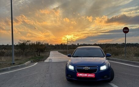 Chevrolet Cruze II, 2011 год, 950 000 рублей, 6 фотография