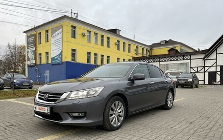 Honda Accord IX рестайлинг, 2013 год, 2 100 000 рублей, 20 фотография