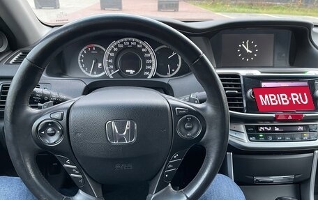 Honda Accord IX рестайлинг, 2013 год, 2 100 000 рублей, 24 фотография