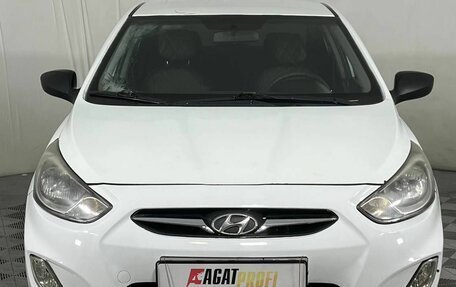 Hyundai Solaris II рестайлинг, 2013 год, 650 000 рублей, 2 фотография