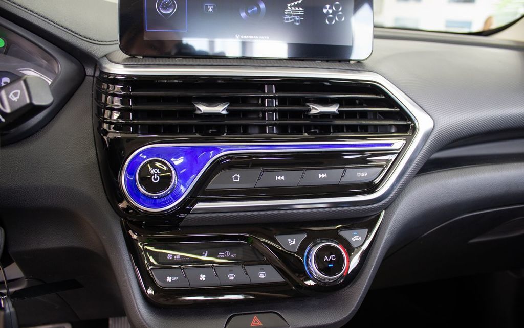 Changan Alsvin V7, 2024 год, 1 879 900 рублей, 24 фотография