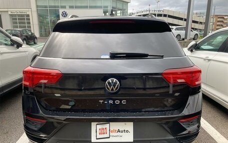 Volkswagen T-Roc I, 2022 год, 1 800 000 рублей, 9 фотография