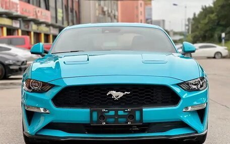 Ford Mustang VI рестайлинг, 2021 год, 4 260 000 рублей, 2 фотография