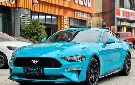 Ford Mustang VI рестайлинг, 2021 год, 4 260 000 рублей, 3 фотография