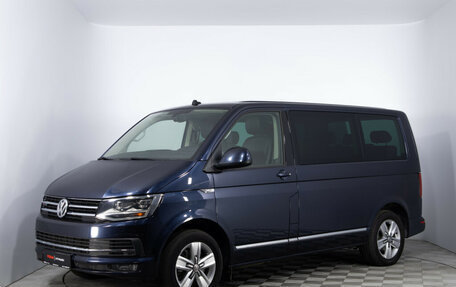 Volkswagen Multivan T6 рестайлинг, 2018 год, 4 280 000 рублей, 1 фотография