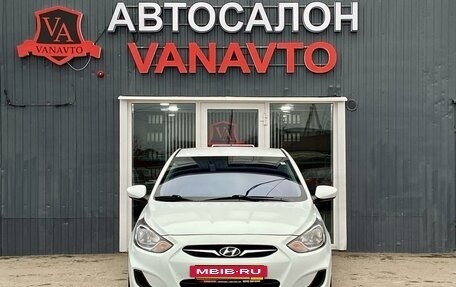 Hyundai Solaris II рестайлинг, 2014 год, 1 155 000 рублей, 2 фотография