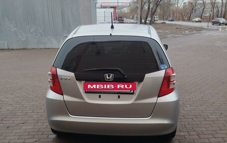 Honda Fit III, 2008 год, 680 000 рублей, 6 фотография