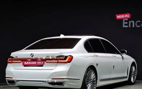 BMW 7 серия, 2021 год, 7 077 000 рублей, 2 фотография