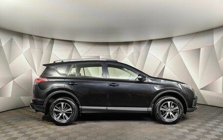 Toyota RAV4, 2016 год, 2 335 700 рублей, 6 фотография