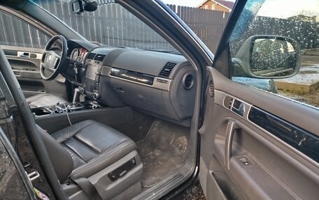 Volkswagen Touareg III, 2008 год, 810 000 рублей, 2 фотография