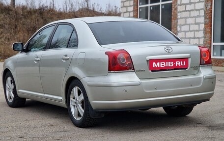 Toyota Avensis III рестайлинг, 2004 год, 750 000 рублей, 7 фотография