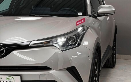 Toyota C-HR I рестайлинг, 2021 год, 3 380 000 рублей, 5 фотография