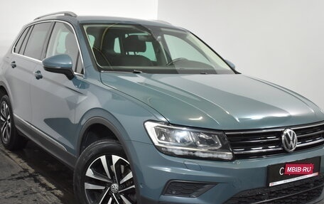 Volkswagen Tiguan II, 2019 год, 2 779 000 рублей, 1 фотография