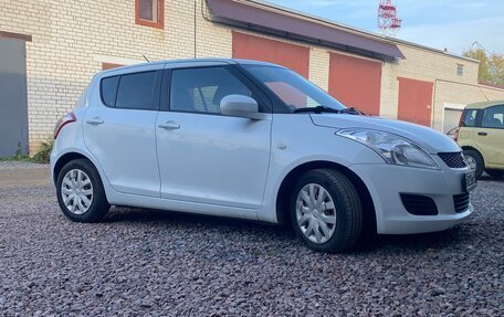 Suzuki Swift IV, 2011 год, 850 000 рублей, 2 фотография