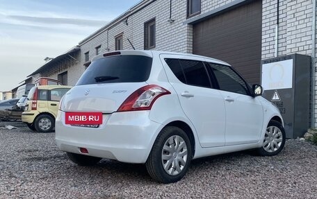 Suzuki Swift IV, 2011 год, 850 000 рублей, 4 фотография