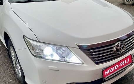 Toyota Camry, 2013 год, 2 150 000 рублей, 2 фотография