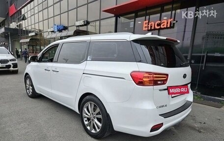 KIA Carnival III, 2020 год, 2 146 566 рублей, 2 фотография