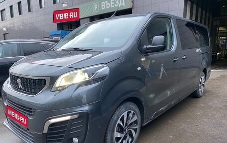 Peugeot Traveller I, 2019 год, 3 500 000 рублей, 1 фотография