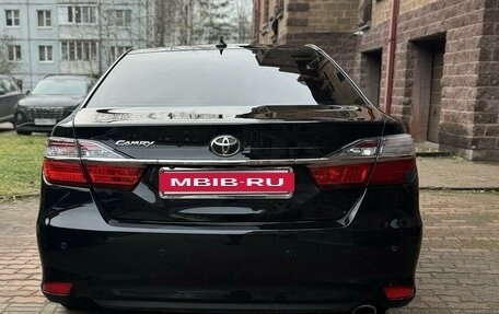 Toyota Camry, 2017 год, 2 260 000 рублей, 5 фотография