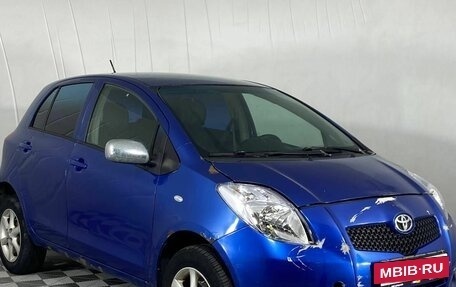 Toyota Yaris III рестайлинг, 2007 год, 430 000 рублей, 3 фотография