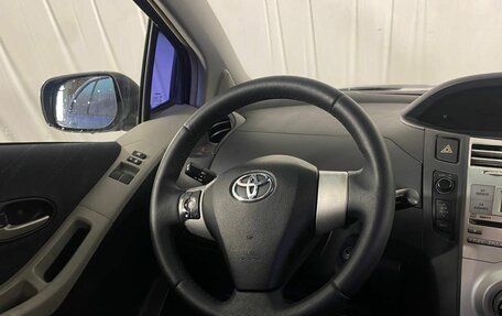 Toyota Yaris III рестайлинг, 2007 год, 430 000 рублей, 9 фотография