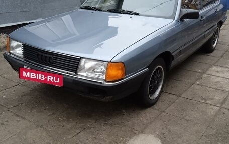 Audi 100, 1986 год, 210 000 рублей, 13 фотография