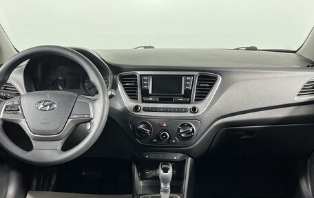 Hyundai Solaris II рестайлинг, 2018 год, 1 449 000 рублей, 14 фотография