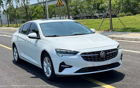 Buick Regal VI, 2021 год, 1 470 000 рублей, 3 фотография