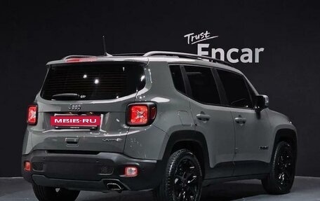 Jeep Renegade I рестайлинг, 2022 год, 2 770 000 рублей, 2 фотография