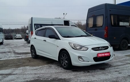 Hyundai Solaris II рестайлинг, 2012 год, 765 000 рублей, 1 фотография