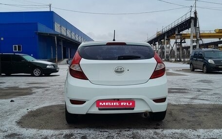 Hyundai Solaris II рестайлинг, 2012 год, 765 000 рублей, 20 фотография