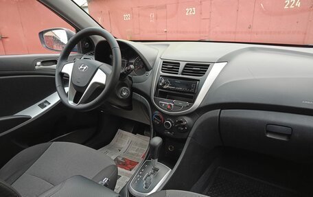 Hyundai Solaris II рестайлинг, 2012 год, 770 000 рублей, 9 фотография