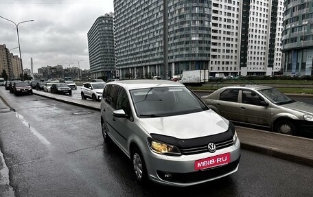 Volkswagen Touran III, 2011 год, 1 100 000 рублей, 3 фотография