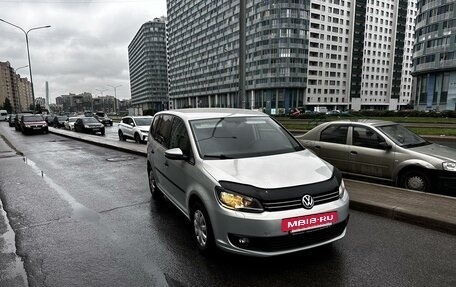 Volkswagen Touran III, 2011 год, 1 100 000 рублей, 4 фотография