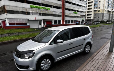 Volkswagen Touran III, 2011 год, 1 100 000 рублей, 12 фотография