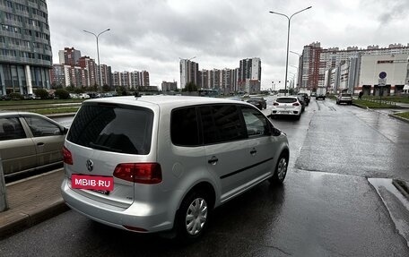 Volkswagen Touran III, 2011 год, 1 100 000 рублей, 7 фотография