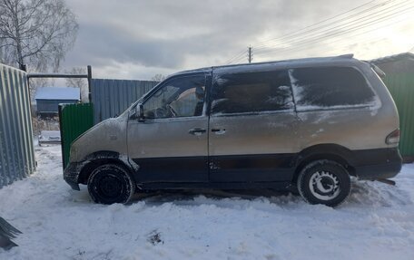 Nissan Largo III (W30), 1995 год, 185 000 рублей, 2 фотография