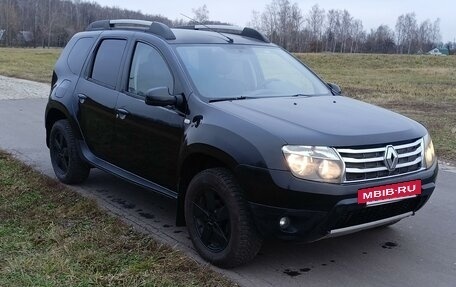 Renault Duster I рестайлинг, 2013 год, 860 000 рублей, 2 фотография