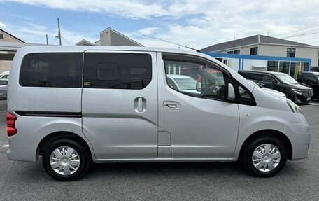 Nissan NV200, 2016 год, 1 590 000 рублей, 4 фотография