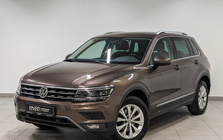 Volkswagen Tiguan II, 2018 год, 2 350 000 рублей, 1 фотография