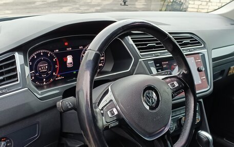 Volkswagen Tiguan II, 2017 год, 3 100 000 рублей, 9 фотография