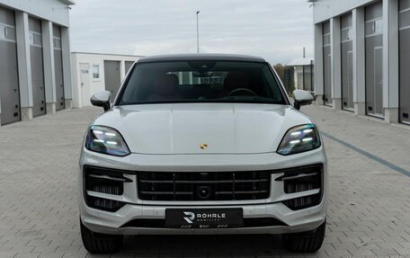 Porsche Cayenne III, 2024 год, 17 890 000 рублей, 2 фотография