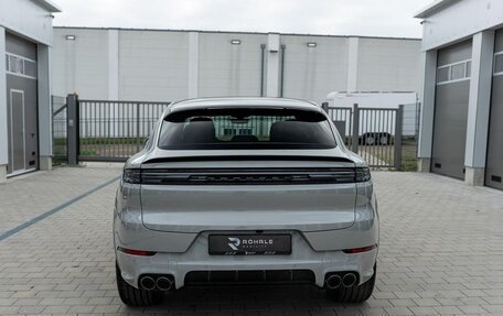 Porsche Cayenne III, 2024 год, 17 890 000 рублей, 6 фотография