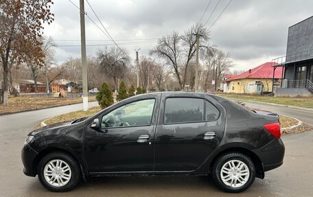 Renault Logan II, 2015 год, 570 000 рублей, 2 фотография