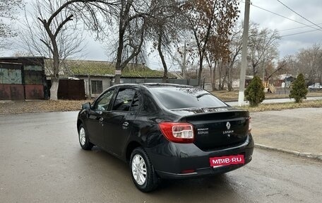 Renault Logan II, 2015 год, 570 000 рублей, 3 фотография